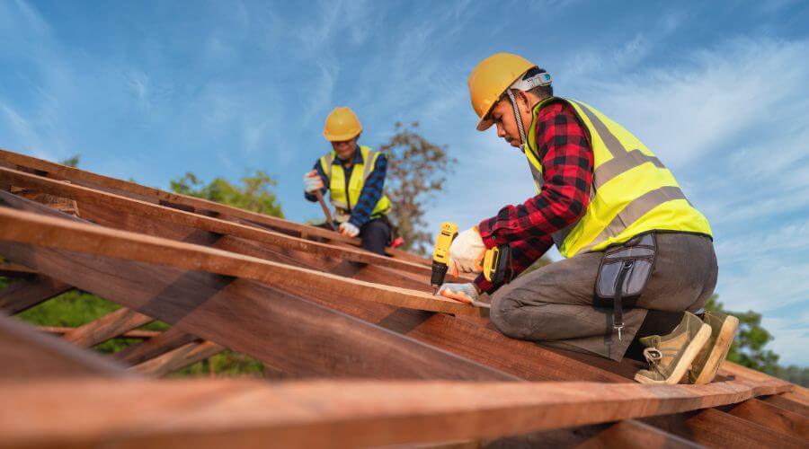 Expert Emergency Roof Repairs services in Kenedy, TX
